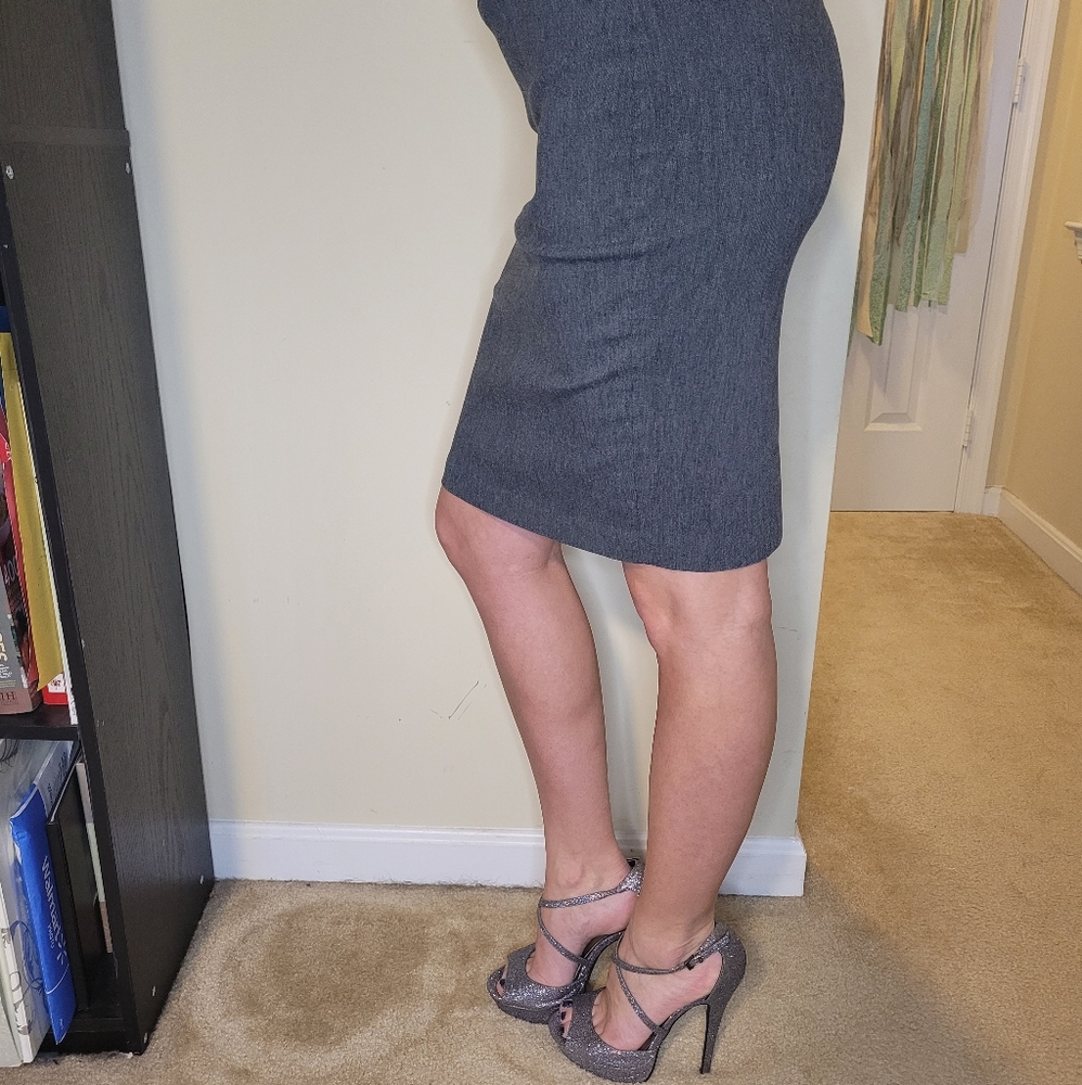 GRAY Pencil Skirt